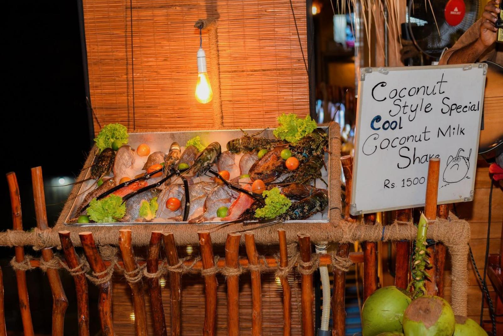 فندق Coconut Style Restaurant & Milinda Guest أونا واتونا المظهر الخارجي الصورة